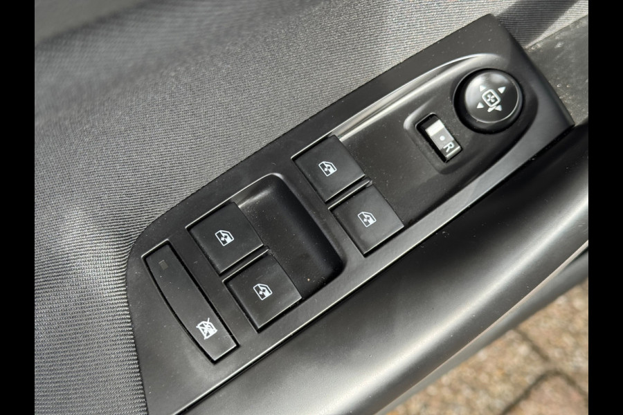 Opel Astra 1.2 Blitz Edition 2021 ZWART NAVI AIRCO LM NAP!