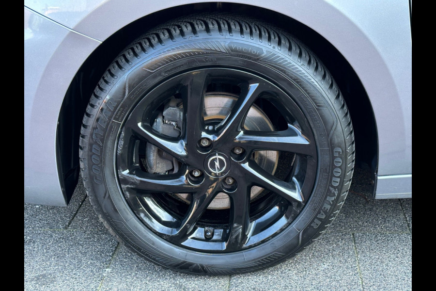 Opel Corsa 1.2 GS Line Automaat Leer Navi Camera Carplay