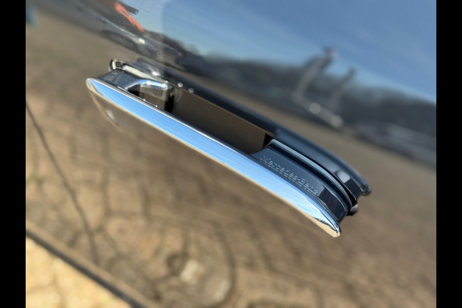 Mercedes-Benz E-Klasse 200 AMG Line Hyperscreen 360 Camera 21 inch