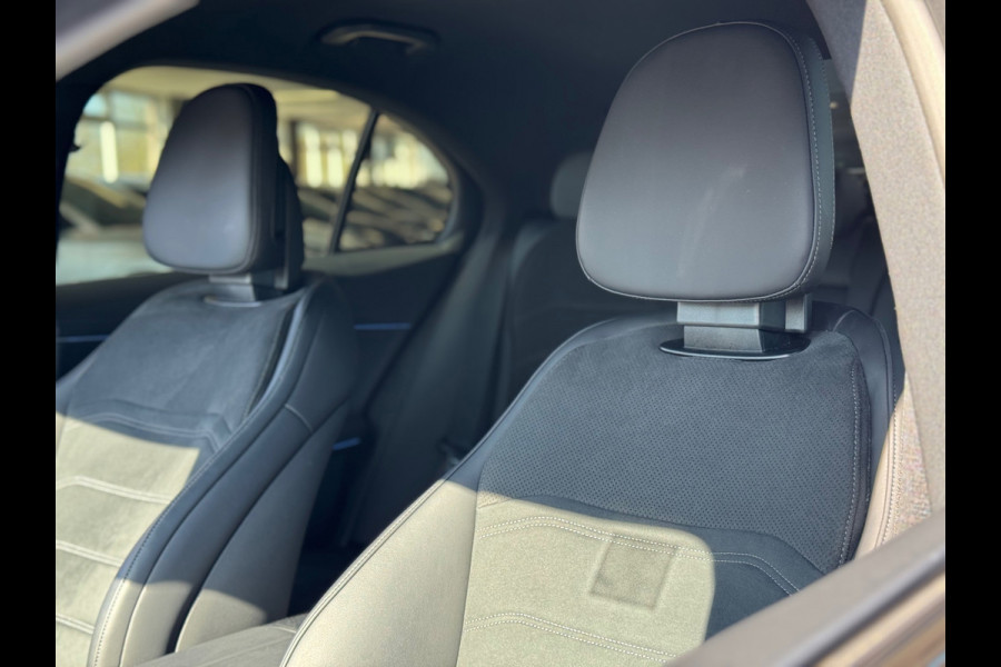 Mercedes-Benz E-Klasse 200 AMG Line Hyperscreen 360 Camera 21 inch