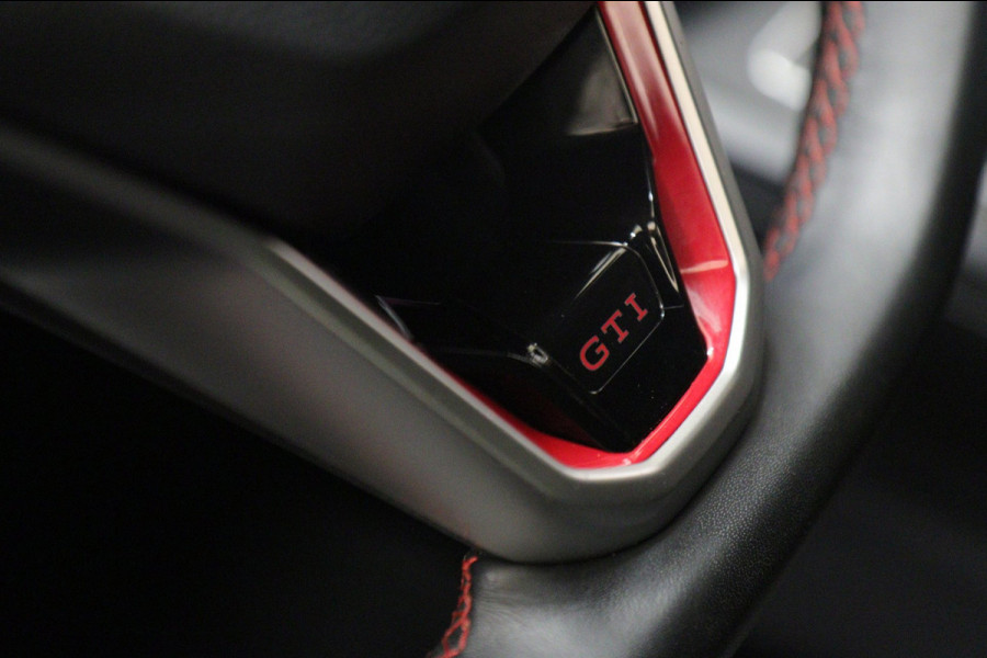 Volkswagen Golf 2.0 TSI GTI CLUBSPORT /PANO/ACC/CAM/CARPLAY/IQ-LIGHT/VOLL