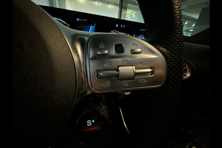 Mercedes-Benz A-Klasse AMG 35 4M Premium+ Pano|Memory|Aero