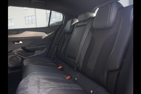 Peugeot 408 1.2 Hybrid 136 e-DCS6 GT