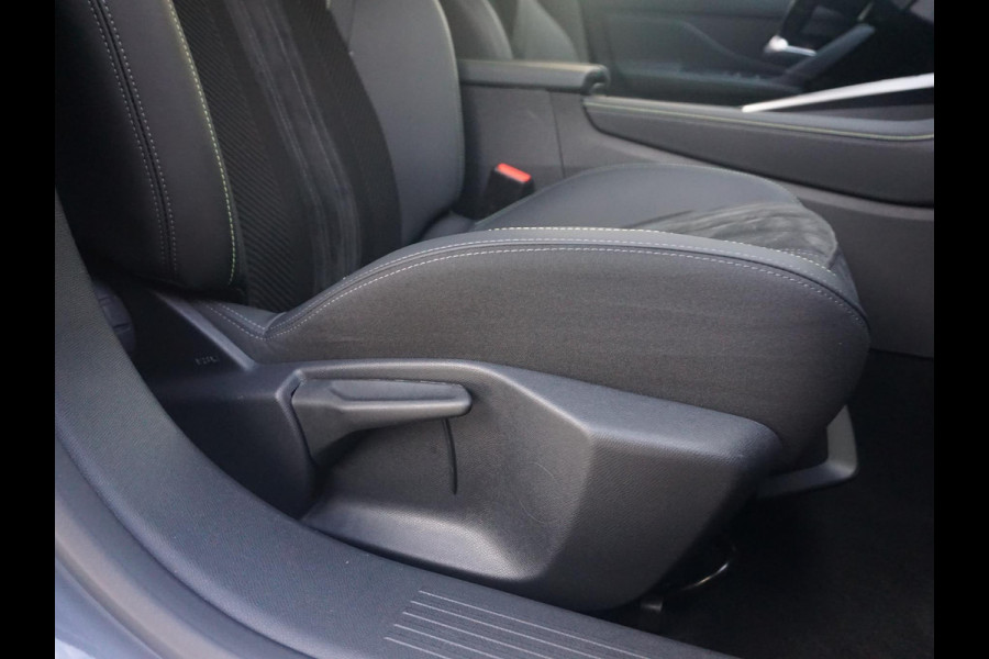 Peugeot 408 1.2 Hybrid 136 e-DCS6 GT