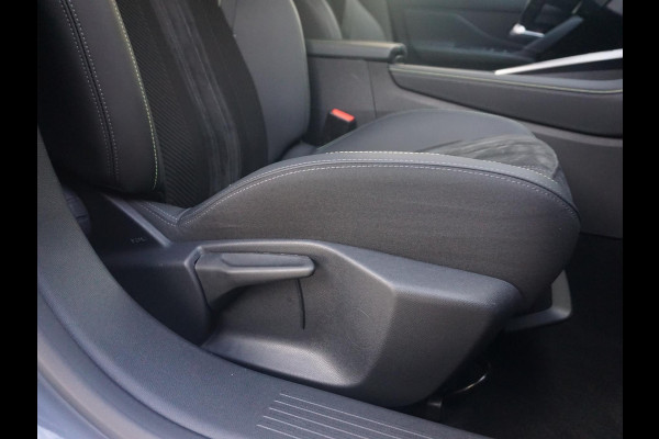 Peugeot 408 1.2 Hybrid 136 e-DCS6 GT