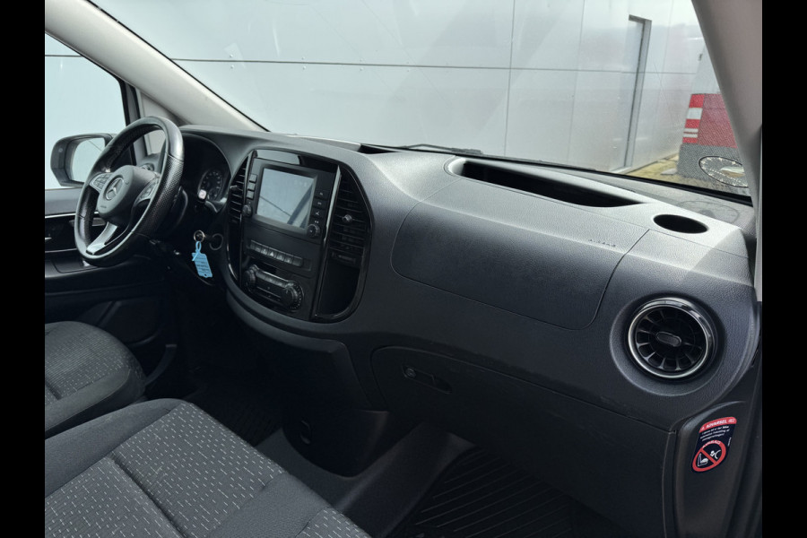 Mercedes-Benz Vito 114 1.9 CDI Automaat L2H1 Climate Control Adaptieve Cruise Side Bars Camera Carplay Trekhaak Stoelverwarming