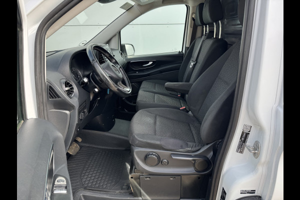Mercedes-Benz Vito 114 1.9 CDI Automaat L2H1 Climate Control Adaptieve Cruise Side Bars Camera Carplay Trekhaak Stoelverwarming