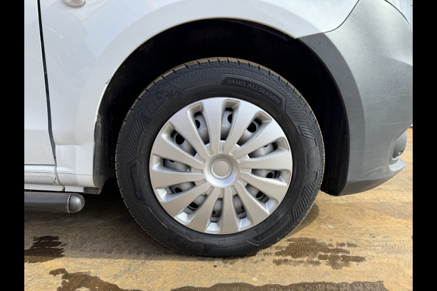 Mercedes-Benz Vito 114 1.9 CDI Automaat L2H1 Climate Control Adaptieve Cruise Side Bars Camera Carplay Trekhaak Stoelverwarming