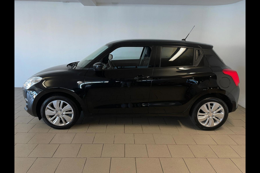 Suzuki Swift 1.2 Select AIRCO NAVI BLUETOOTH STOELVERW ELEK RAMEN CENT VERG VELGEN 5 DEUREN TREKHAAK PRIVACYGLAS ZEER NETTE AUTO