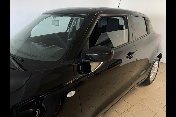 Suzuki Swift 1.2 Select AIRCO NAVI BLUETOOTH STOELVERW ELEK RAMEN CENT VERG VELGEN 5 DEUREN TREKHAAK PRIVACYGLAS ZEER NETTE AUTO