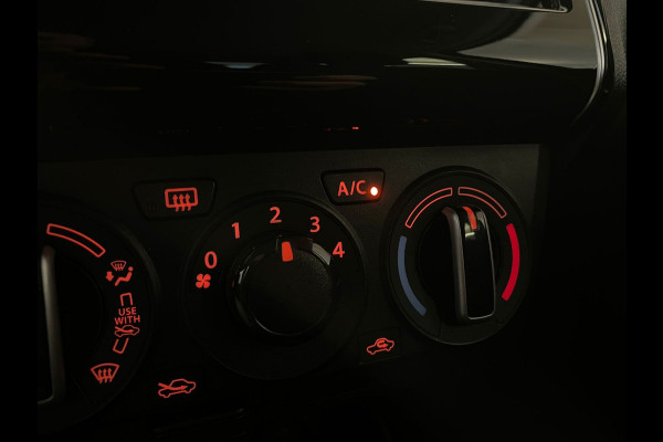 Suzuki Swift 1.2 Select AIRCO NAVI BLUETOOTH STOELVERW ELEK RAMEN CENT VERG VELGEN 5 DEUREN TREKHAAK PRIVACYGLAS ZEER NETTE AUTO
