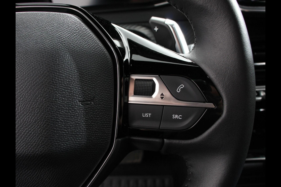 Peugeot 2008 1.2 Hybrid 136 pk Automaat Allure | DEMO ! | Navigatie | Apple Carplay/Android Auto | Climate Control | Dab | Led | Parkeer sensoren | Cruise Control | Stoelverwarming
