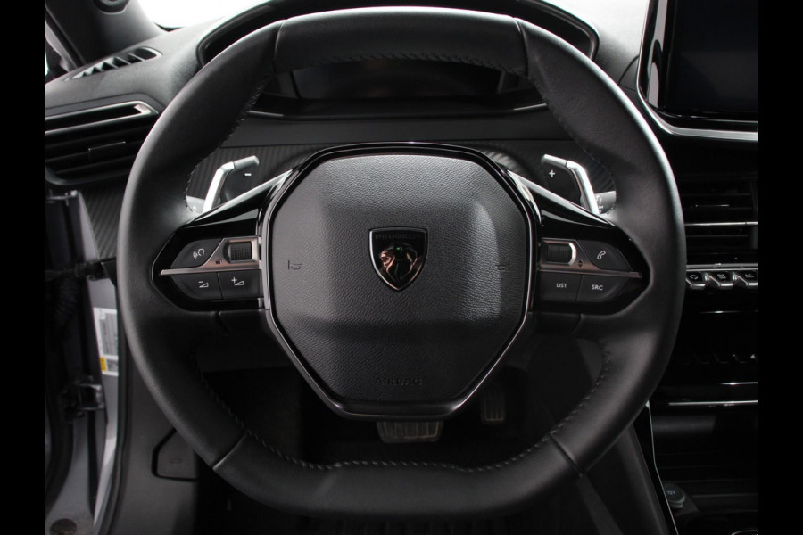 Peugeot 2008 1.2 Hybrid 136 pk Automaat Allure | DEMO ! | Navigatie | Apple Carplay/Android Auto | Climate Control | Dab | Led | Parkeer sensoren | Cruise Control | Stoelverwarming
