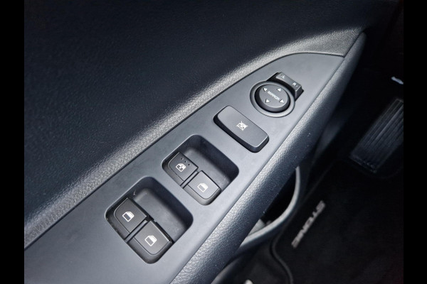 Kia Stonic 1.0 T-GDi MHEV DynamicLine | Clima | Camera | Navi | PDC |