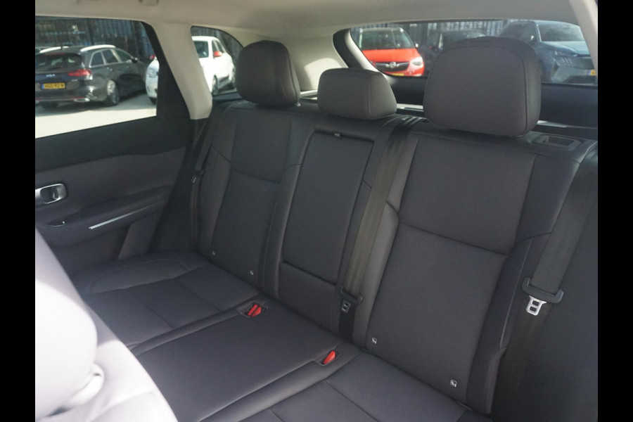 Leapmotor C10 Design 69.9 kWh Panoramadak