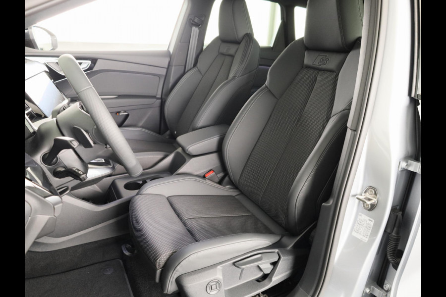 Audi Q4 e-tron 45 S edition Competition e-tron 82 kWh 286 pk Rac per augustus | Assistentiepakket plus | Comfortpakket | Ambient lichtpakket | Optiekpakket zwart plus |