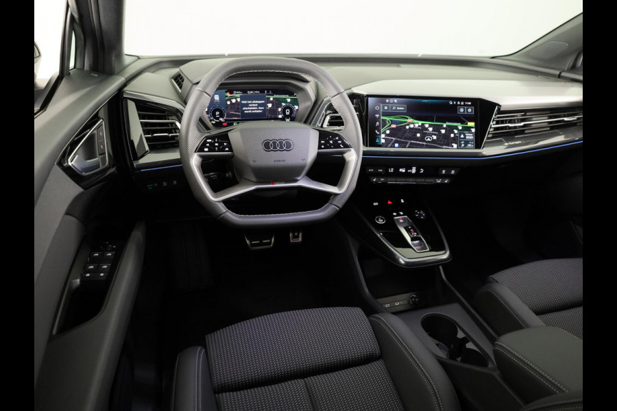 Audi Q4 e-tron 45 S edition Competition e-tron 82 kWh 286 pk Rac per augustus | Assistentiepakket plus | Comfortpakket | Ambient lichtpakket | Optiekpakket zwart plus |