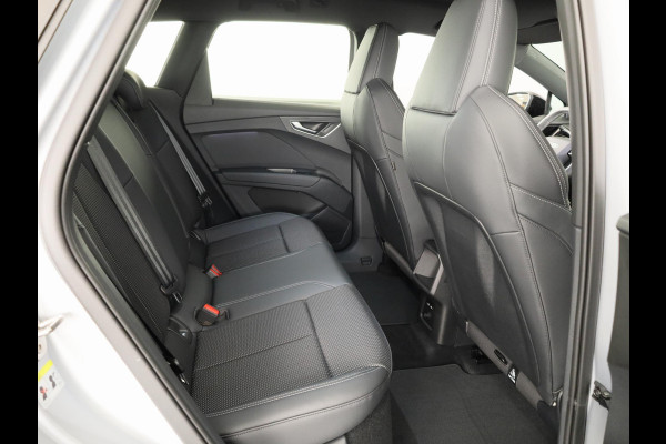 Audi Q4 e-tron 45 S edition Competition e-tron 82 kWh 286 pk Rac per augustus | Assistentiepakket plus | Comfortpakket | Ambient lichtpakket | Optiekpakket zwart plus |