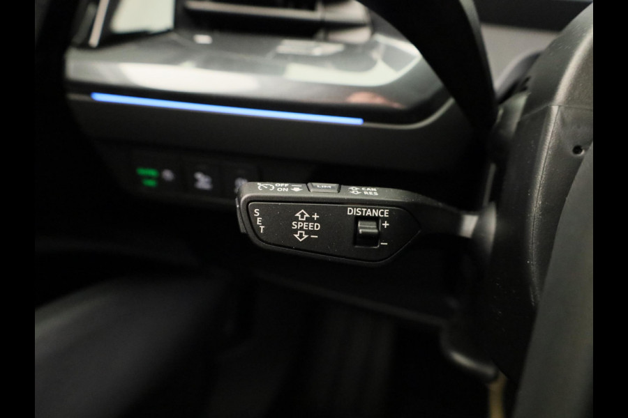 Audi Q4 e-tron 45 S edition Competition e-tron 82 kWh 286 pk Rac per augustus | Assistentiepakket plus | Comfortpakket | Ambient lichtpakket | Optiekpakket zwart plus |