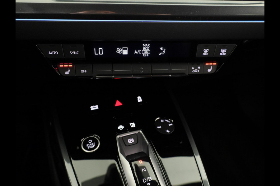 Audi Q4 e-tron 45 S edition Competition e-tron 82 kWh 286 pk Rac per augustus | Assistentiepakket plus | Comfortpakket | Ambient lichtpakket | Optiekpakket zwart plus |