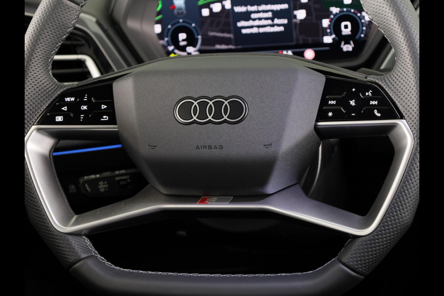 Audi Q4 e-tron 45 S edition Competition e-tron 82 kWh 286 pk Rac per augustus | Assistentiepakket plus | Comfortpakket | Ambient lichtpakket | Optiekpakket zwart plus |