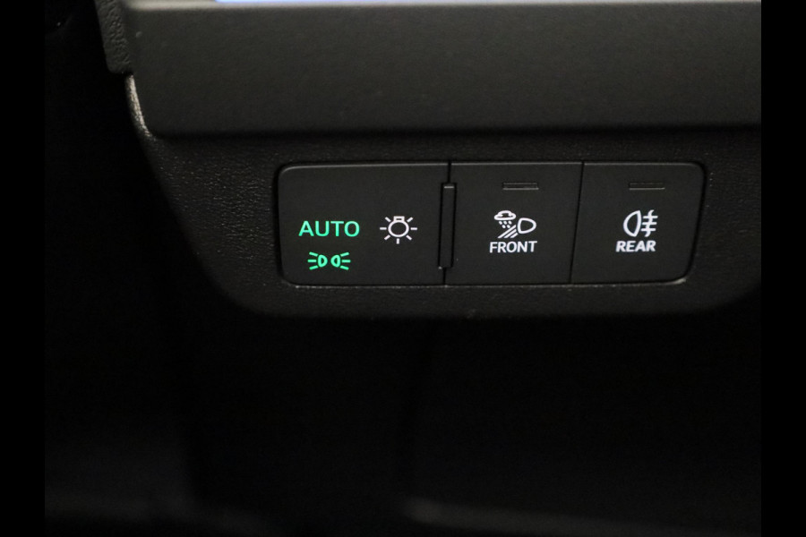 Audi Q4 e-tron 45 S edition Competition e-tron 82 kWh 286 pk Rac per augustus | Assistentiepakket plus | Comfortpakket | Ambient lichtpakket | Optiekpakket zwart plus |