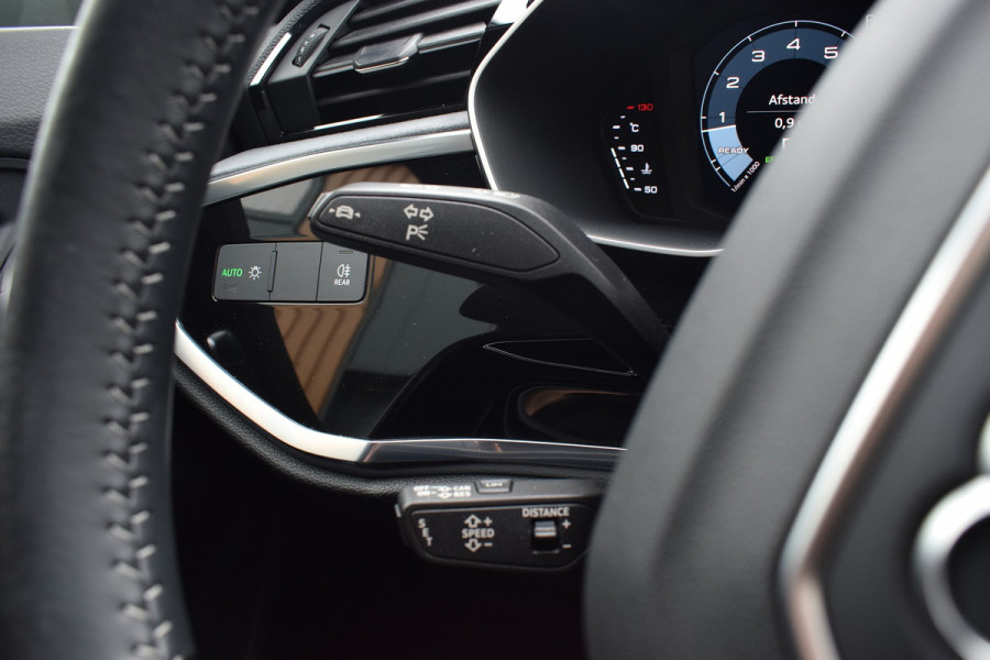Audi Q3 Sportback 35 TFSI 150pk S-tronic S-line | Chronos Grijs