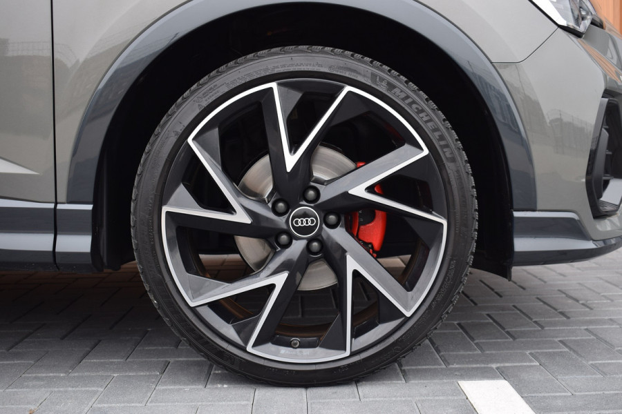 Audi Q3 Sportback 35 TFSI 150pk S-tronic S-line | Chronos Grijs