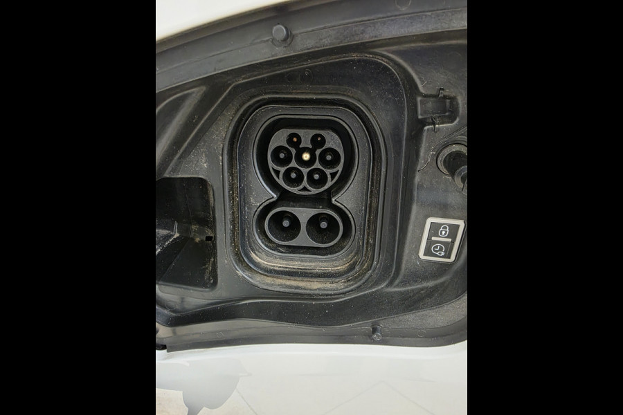 Citroën ë-Jumpy /Opel Vivaro-e L2 Innovation 50 kWh SNELLADER 9-Persoons Airco Cuisecontrol Accucertificaat aanwezig