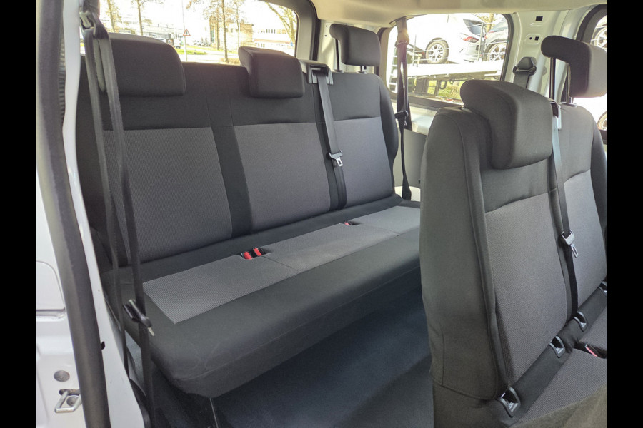 Citroën ë-Jumpy /Opel Vivaro-e L2 Innovation 50 kWh SNELLADER 9-Persoons Airco Cuisecontrol Accucertificaat aanwezig