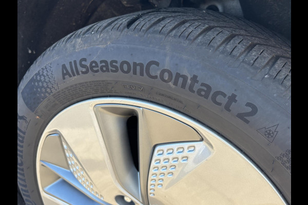 Hyundai Kona EV Fashion 64 kWh |SCI| Navigatie | Camera | Head up Display