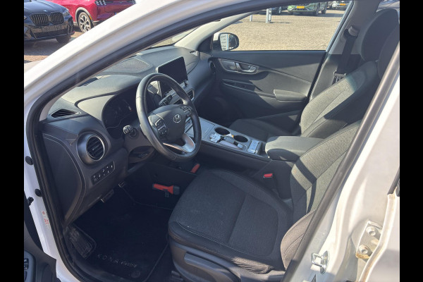 Hyundai Kona EV Fashion 64 kWh |SCI| Navigatie | Camera | Head up Display