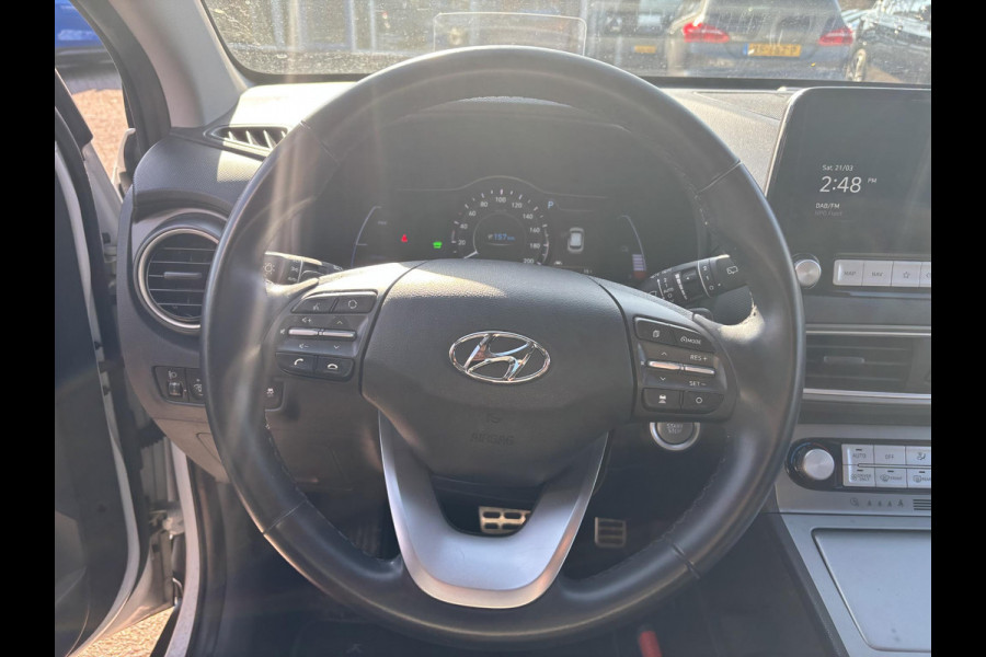 Hyundai Kona EV Fashion 64 kWh |SCI| Navigatie | Camera | Head up Display