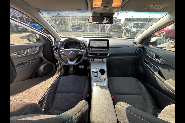 Hyundai Kona EV Fashion 64 kWh |SCI| Navigatie | Camera | Head up Display