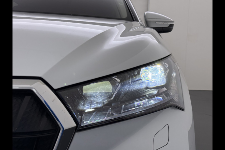 Škoda ENYAQ iV 80 SOH 93% Warmtepomp Panoramadak Leder Adap.Cruise Lmv 21" Elek.Stoel+Memory+Verwarmd Camera Apple Carplay Android Auto Pdc Privacy Glas Matrix-Led DAB Stuur+Achterbankverwarming Draadloze telefoonlader Keyless Dodehoek detectie Dealeronderhouden Origineel Nederlandse Auto Nieuwprijs €59.055,-