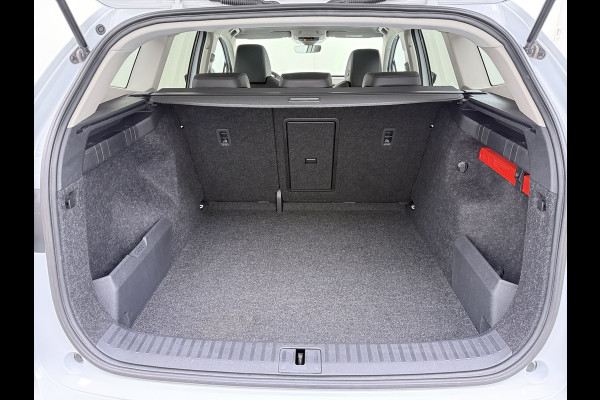 Škoda ENYAQ iV 80 SOH 93% Warmtepomp Panoramadak Leder Adap.Cruise Lmv 21" Elek.Stoel+Memory+Verwarmd Camera Apple Carplay Android Auto Pdc Privacy Glas Matrix-Led DAB Stuur+Achterbankverwarming Draadloze telefoonlader Keyless Dodehoek detectie Dealeronderhouden Origineel Nederlandse Auto Nieuwprijs €59.055,-