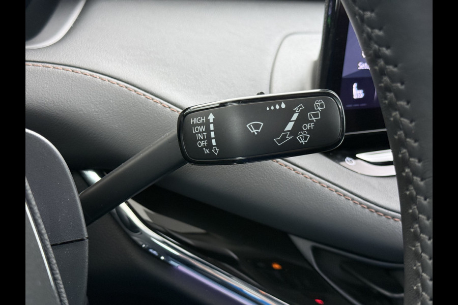 Škoda ENYAQ iV 80 SOH 93% Warmtepomp Panoramadak Leder Adap.Cruise Lmv 21" Elek.Stoel+Memory+Verwarmd Camera Apple Carplay Android Auto Pdc Privacy Glas Matrix-Led DAB Stuur+Achterbankverwarming Draadloze telefoonlader Keyless Dodehoek detectie Dealeronderhouden Origineel Nederlandse Auto Nieuwprijs €59.055,-