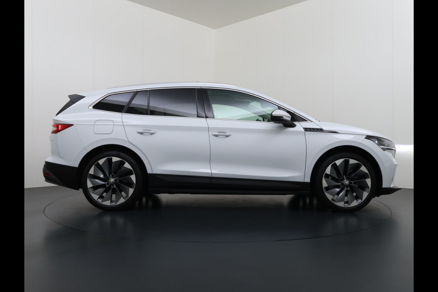 Škoda ENYAQ iV 80 SOH 93% Warmtepomp Panoramadak Leder Adap.Cruise Lmv 21" Elek.Stoel+Memory+Verwarmd Camera Apple Carplay Android Auto Pdc Privacy Glas Matrix-Led DAB Stuur+Achterbankverwarming Draadloze telefoonlader Keyless Dodehoek detectie Dealeronderhouden Origineel Nederlandse Auto Nieuwprijs €59.055,-