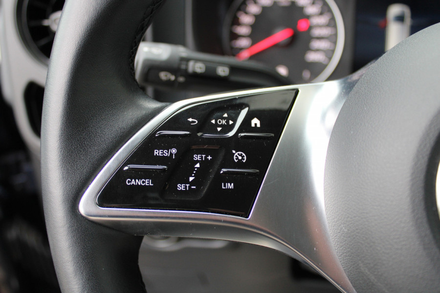 Mercedes-Benz Vito 119 CDI / Aut / Lang / DC / 2x Schuifdeur / Leer / Led / Camera / Vol Opties / NIEUWSTAAT