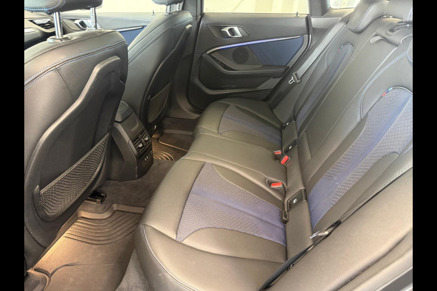 BMW 2 Serie Gran Coupé 218i Executive Edition M-Sport Shadow Line PDC Panoramadak LED