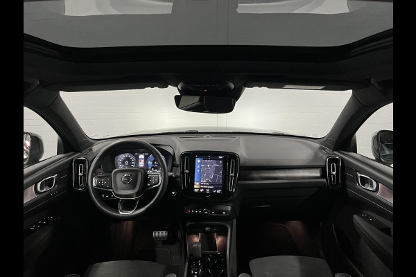 Volvo XC40 1.5 T5 Plug-in hybrid Ultimate Dark Open dak | Adapt. cruise | 360 camera | Stuur-/stoelverwarming | Harman/Kardon | Carplay