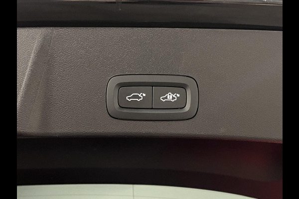 Volvo XC40 1.5 T5 Plug-in hybrid Ultimate Dark Open dak | Adapt. cruise | 360 camera | Stuur-/stoelverwarming | Harman/Kardon | Carplay