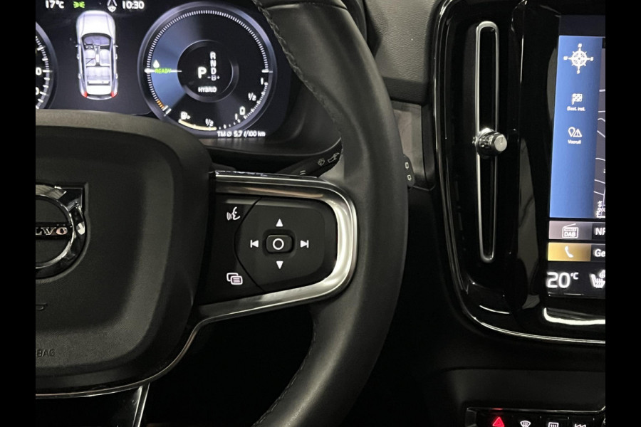 Volvo XC40 1.5 T5 Plug-in hybrid Ultimate Dark Open dak | Adapt. cruise | 360 camera | Stuur-/stoelverwarming | Harman/Kardon | Carplay