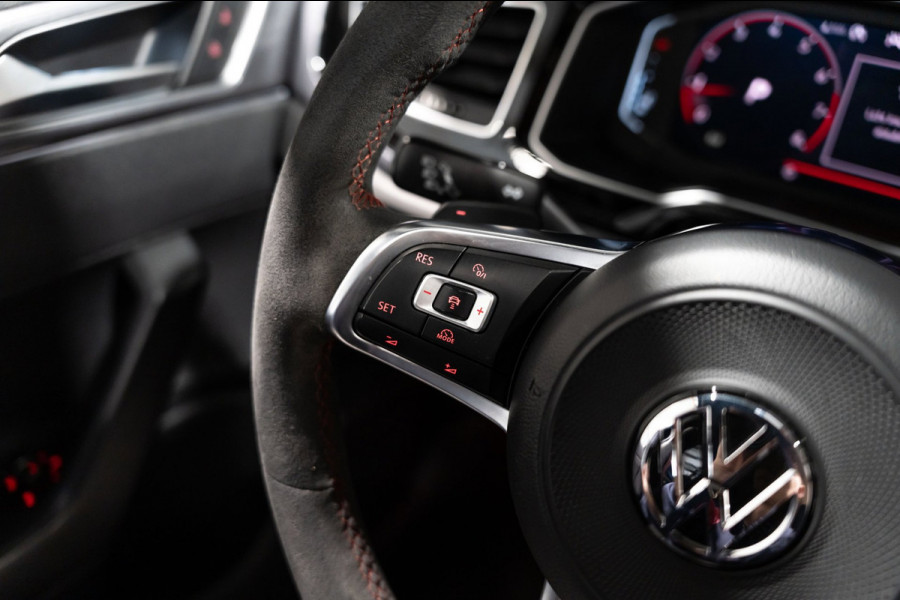 Volkswagen Polo 2.0 TSI GTI LED PANO FULL