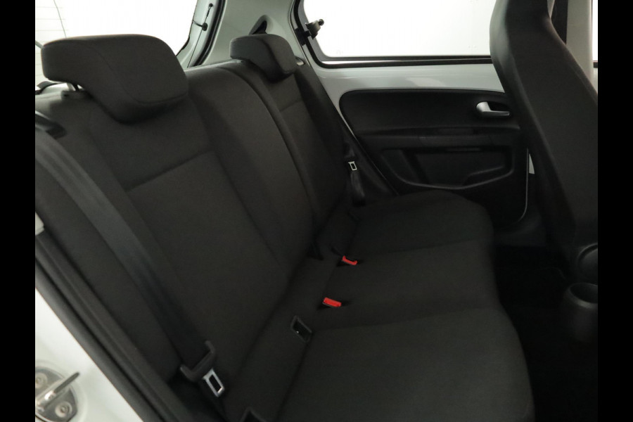 Volkswagen e-Up! e-up! Style 83 pk | Navigatie via App | Autom. airco | Elektr. spiegels | Stoelverwarming |