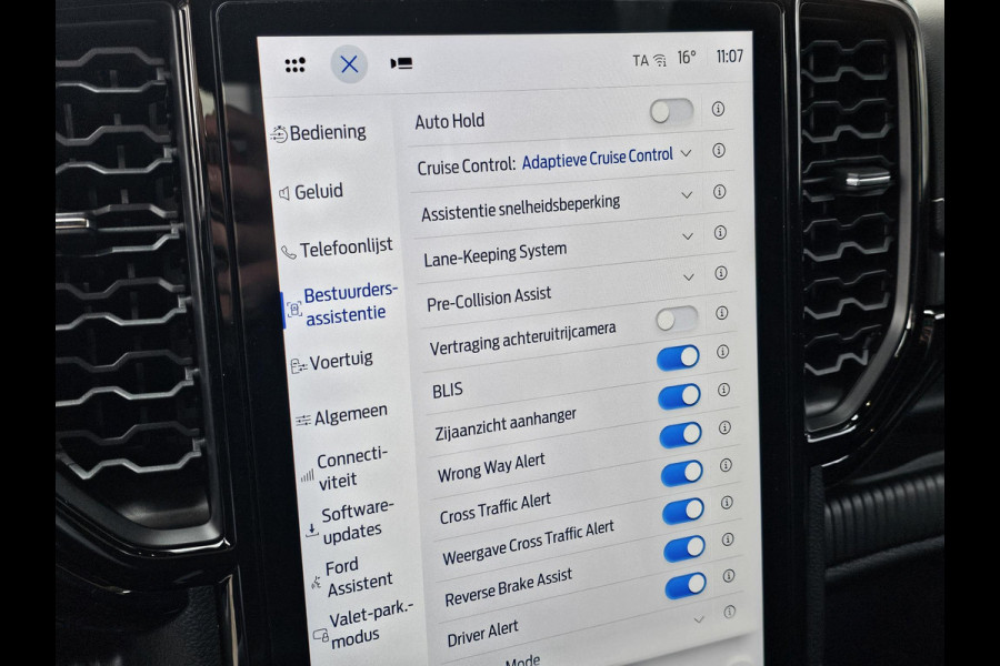 Ford Ranger 2.3 PHEV Stormtrak Double Cab 281pk | 5 persoons! | Technology Pack Plus Trailer | Cargo Area Management System | Power Rollertop | Prijs excl. BTW incl. BPM | laadkabel mode 3 16A