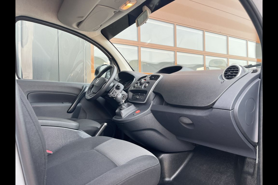 Renault Kangoo 1.5 Blue dCi 115pk E6 Luxe Maxi Lease €193 p/m Airco, Navi, PDC, Trekhaak, onderhoudshistorie aanwezig