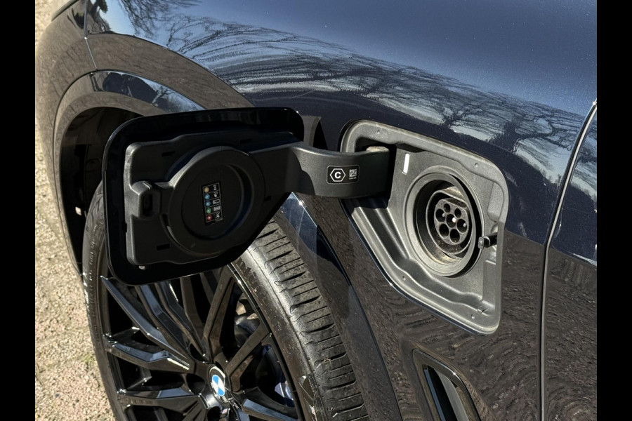BMW X5 xDrive45e M SPORT | HARMAN KARDON | SOFT CLOSE | DRIVING ASS. PROFF. | TREKHAAK | PANORAMA | LASER |