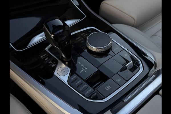 BMW X5 xDrive45e M SPORT | HARMAN KARDON | SOFT CLOSE | DRIVING ASS. PROFF. | TREKHAAK | PANORAMA | LASER |