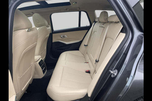 BMW 3 Serie Touring 320i Business Edition | Automaat | Schuif-kantel dak